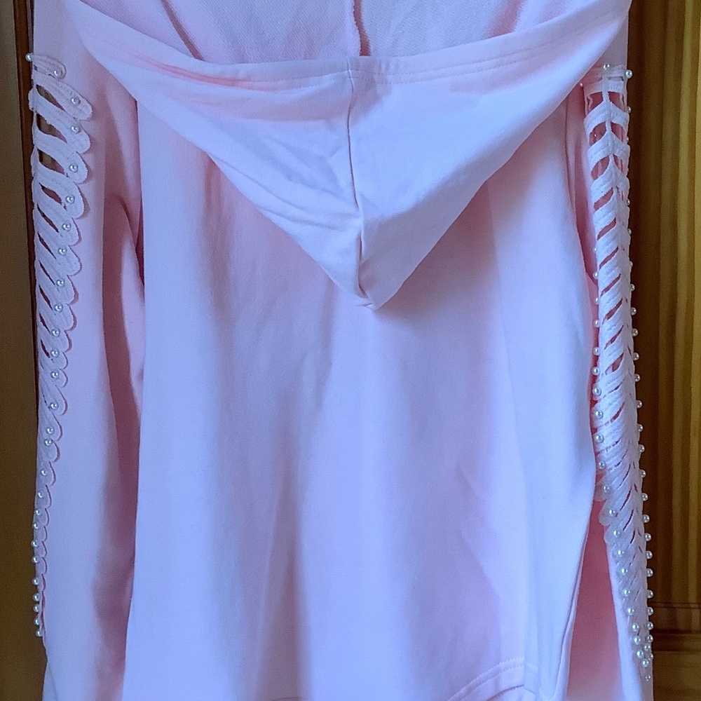 Brand New WOMENS M VENUS pink Pearl hoodie SEXY